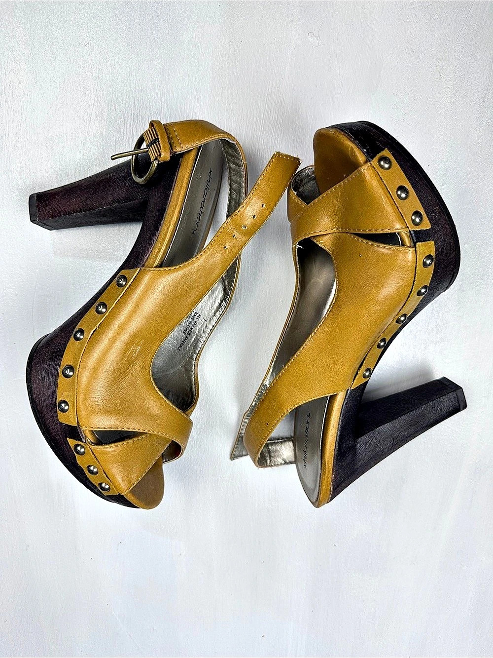 Xhilaration Vintage Y2K Mustard Yellow Wooden Platform Heels